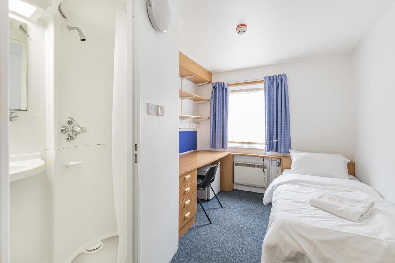 Vibrant Ensuite Rooms, Hatfield - Sk Екстериор снимка