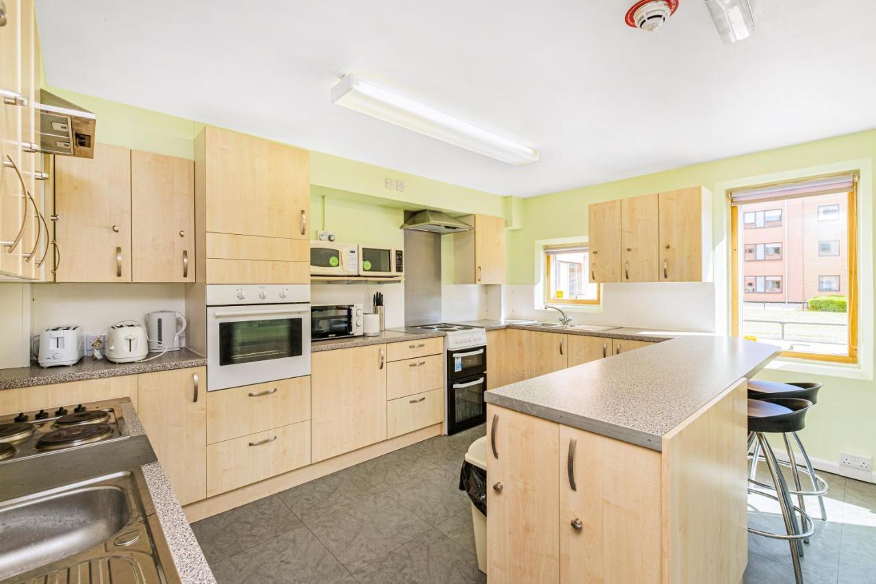 Vibrant Ensuite Rooms, Hatfield - Sk Екстериор снимка